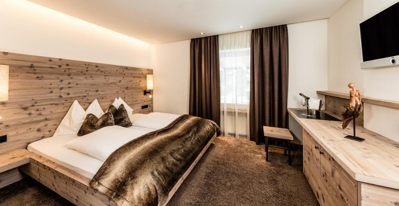 Arthotel Anterleghes - Gardenahotels سيلفا دي فال جاردينا المظهر الخارجي الصورة