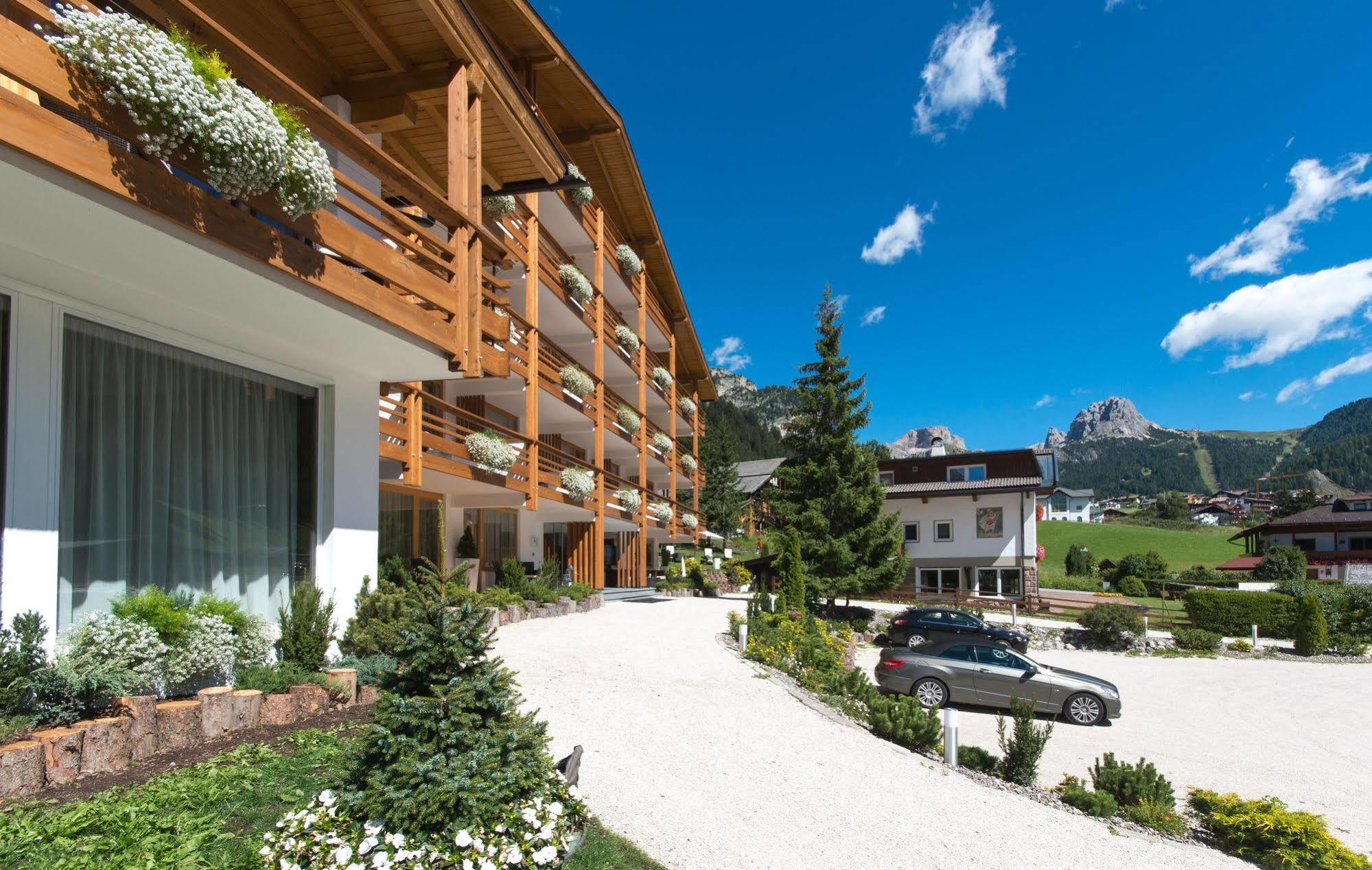 Arthotel Anterleghes - Gardenahotels سيلفا دي فال جاردينا المظهر الخارجي الصورة